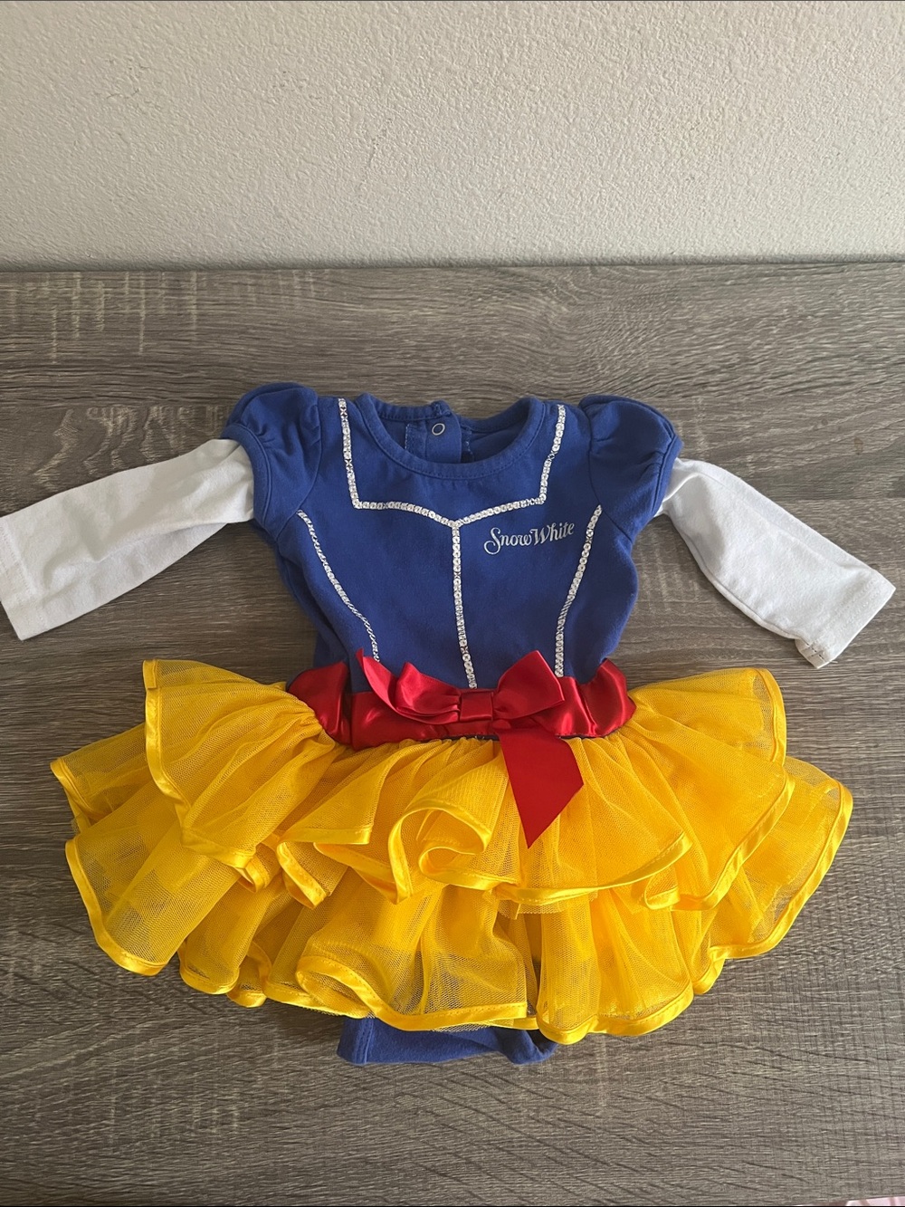 Disney Baby Snow White Tutu Bodysuit 6M Princess Costume Dress Halloween